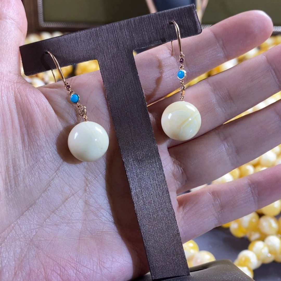 琥珀裸石18K金镶嵌18k金镶钻瓷白耳坠