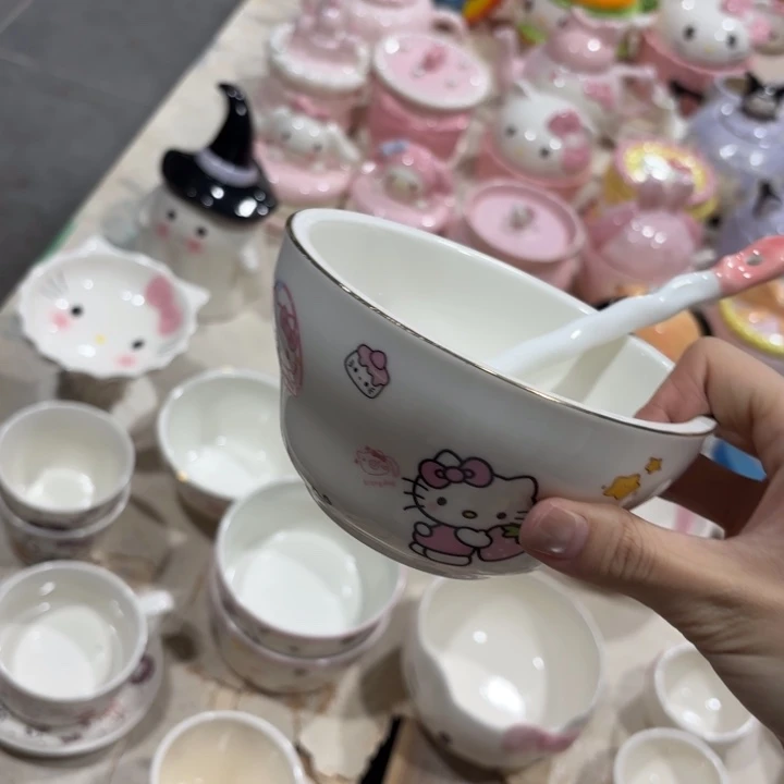 这两家银行对金融服务实行监管后续机制进行