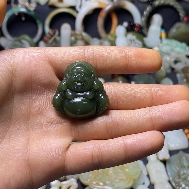 白***优颈饰未镶嵌和田玉（糖玉）