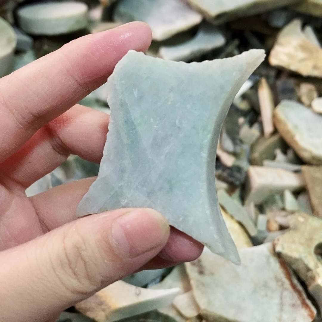 翡翠未镶嵌颈饰天然翡翠