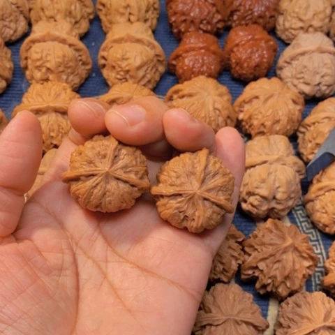 【闪购商品】吊坠文玩核桃扶*三棱34