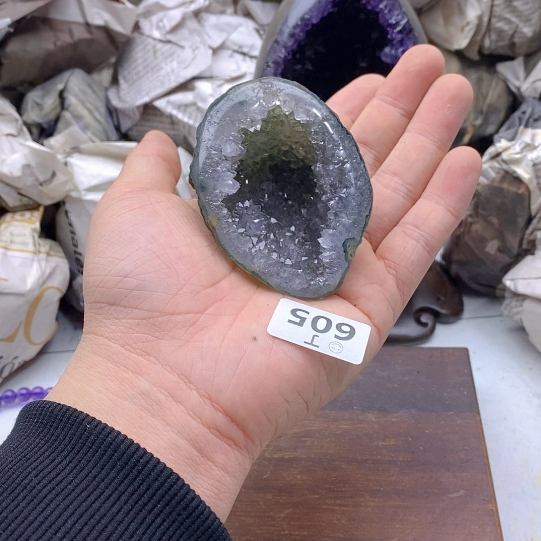 紫晶大型摆件（非配饰）未镶嵌