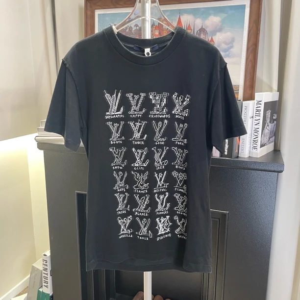 99新 LouisVuitton/路易威登 LV03071 logo棉质T恤S码原价5999