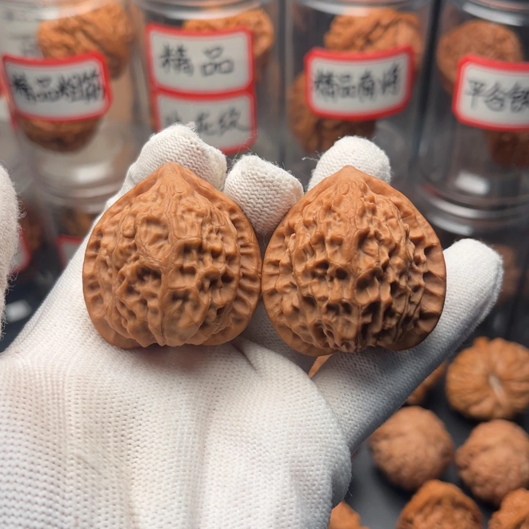 把件文玩核桃38金牛