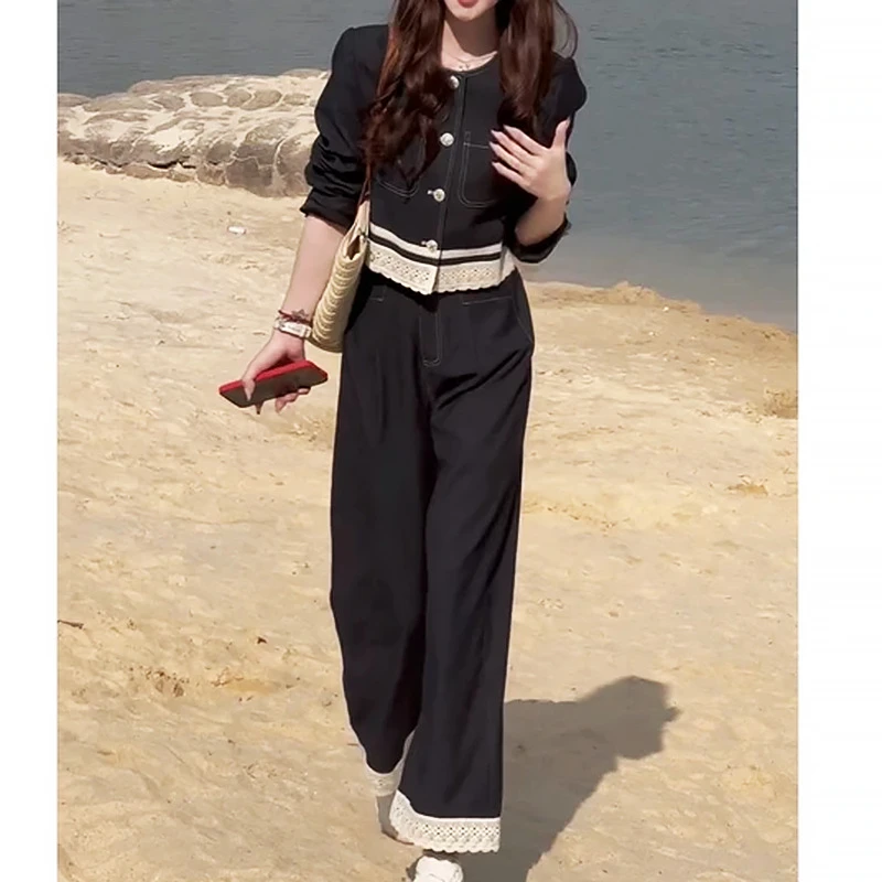 怀旧蓝调2025春季新款小个子蕾丝拼接时尚洋气减龄两件套装