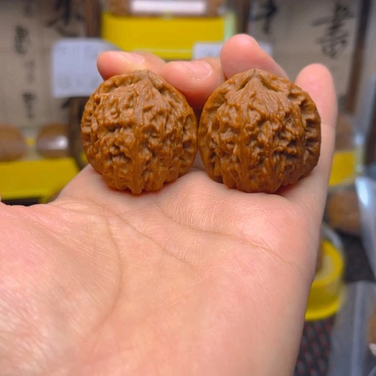 吊坠文玩核桃白狮