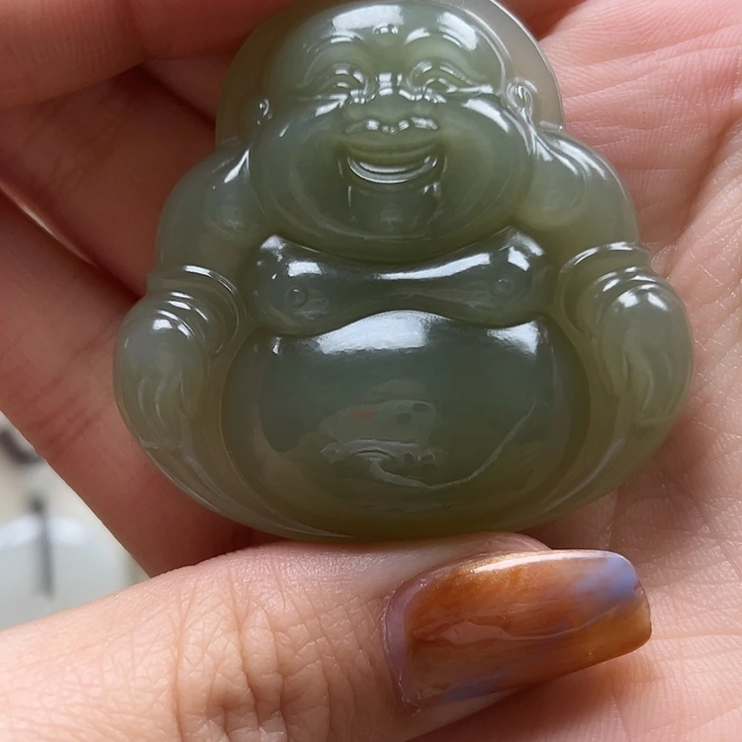 回****和田玉未镶嵌颈饰