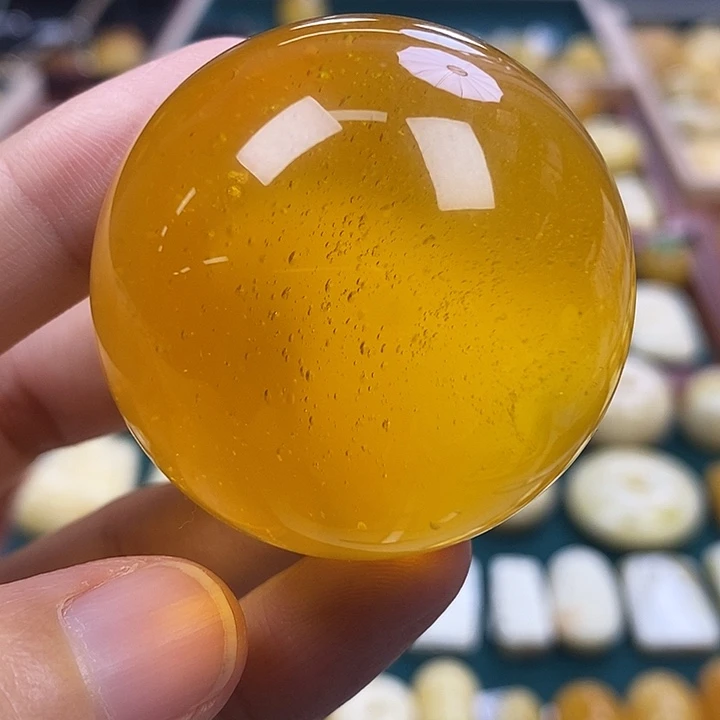 琥珀未镶嵌珠宝奇石42+圆珠手把件