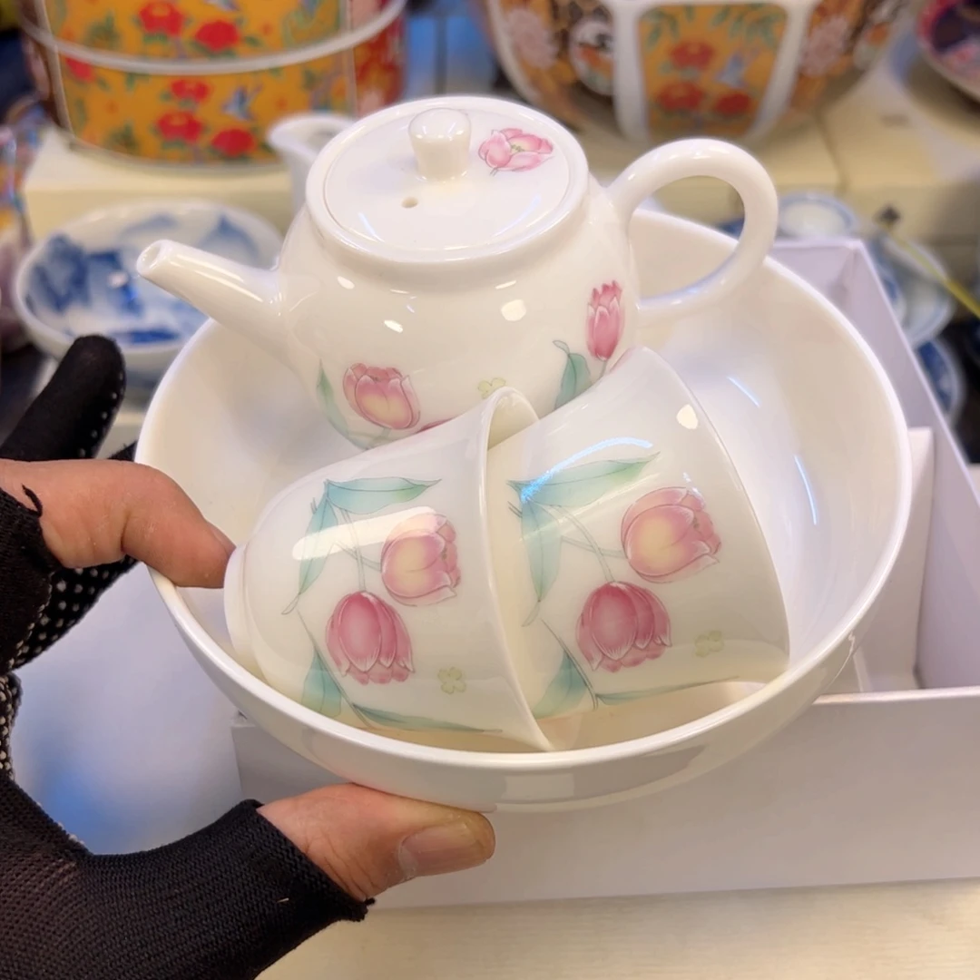 瓷器瓷器瓷器瓷器