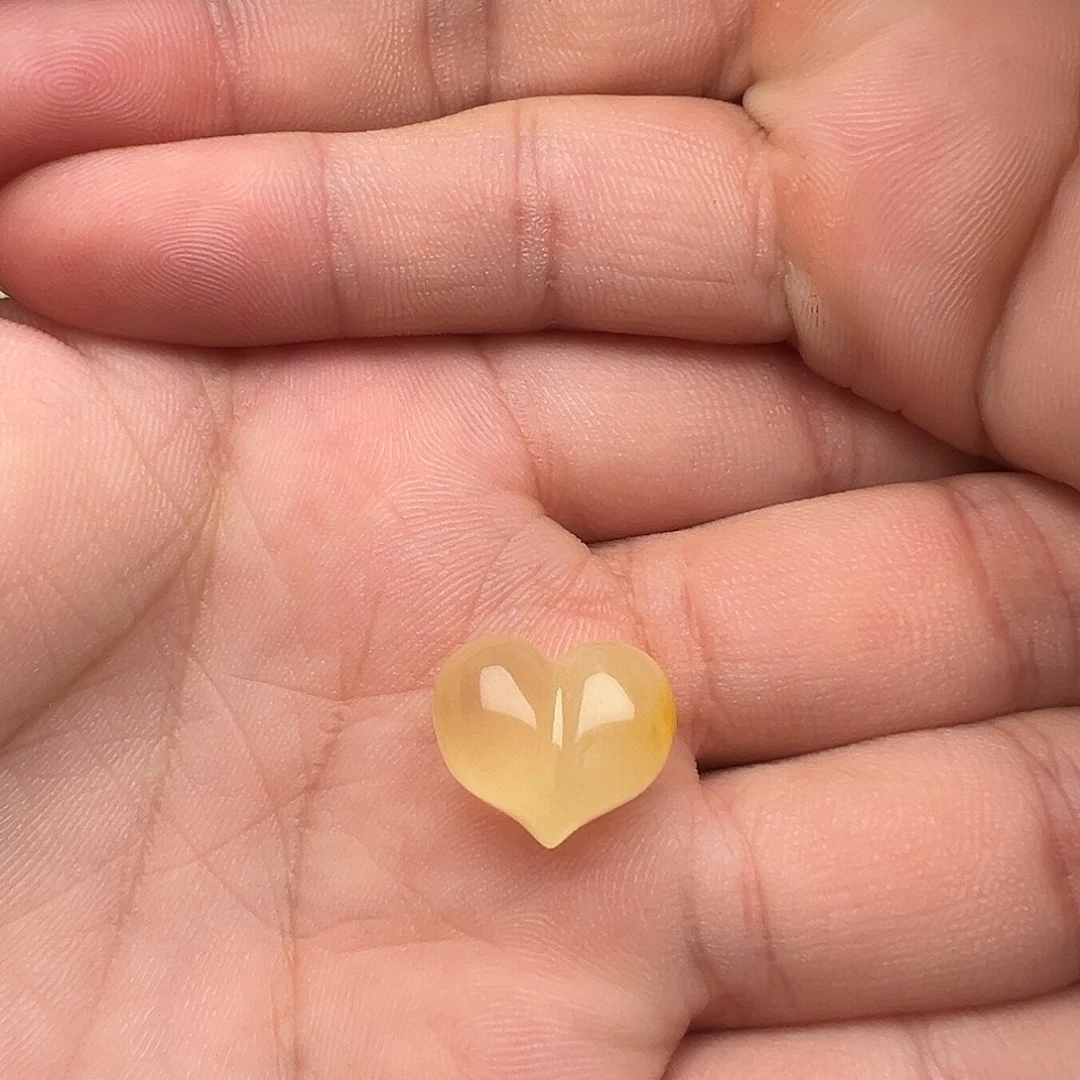蜜蜡颈饰未镶嵌屁桃（打孔不退换）