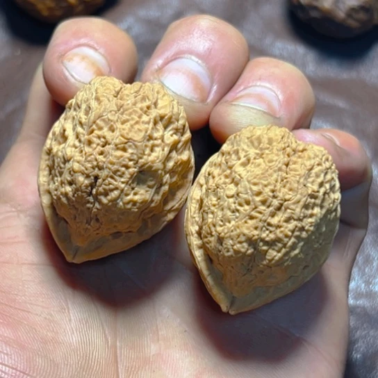 把件文玩核桃27号观音座