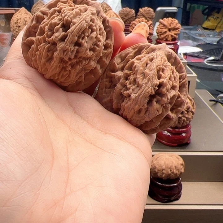 文玩核桃吊坠41 虎头 q-004