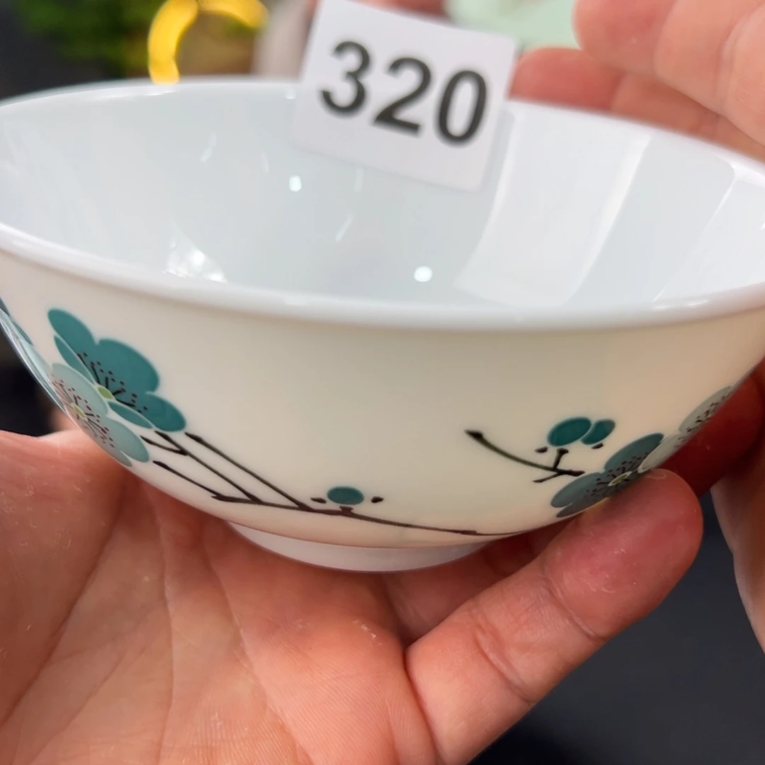 翠竹绿梅汤碗微瑕