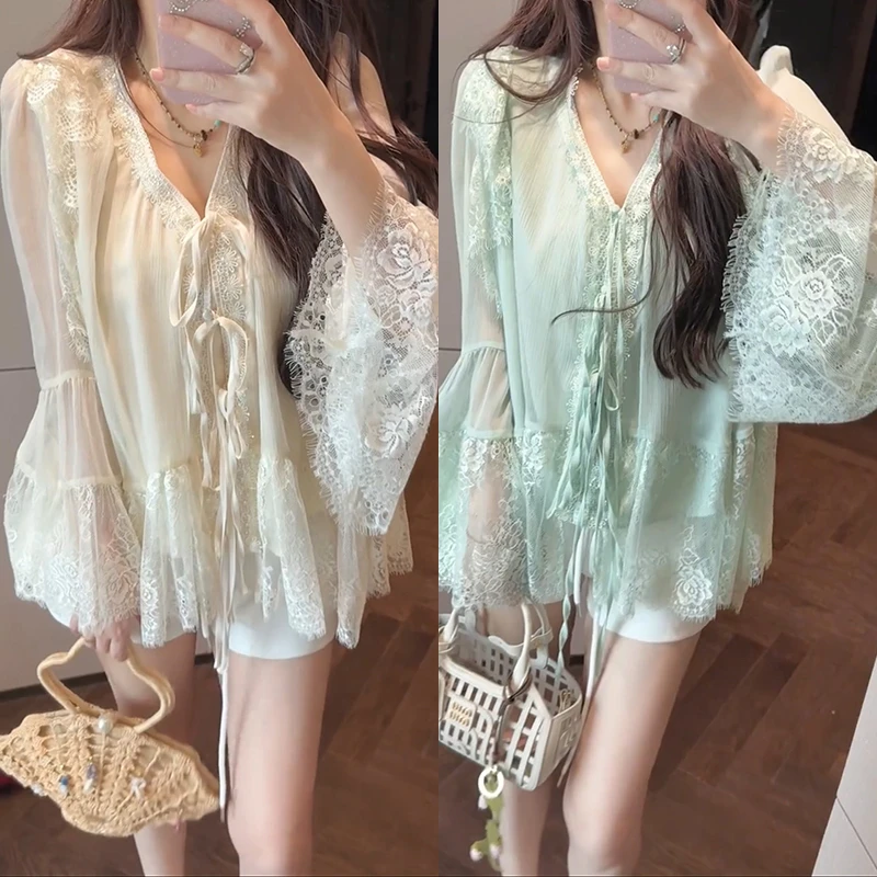 【mimius】喵喵 温婉精美刺绣蕾丝拼接绑带V领衬衫 G05038