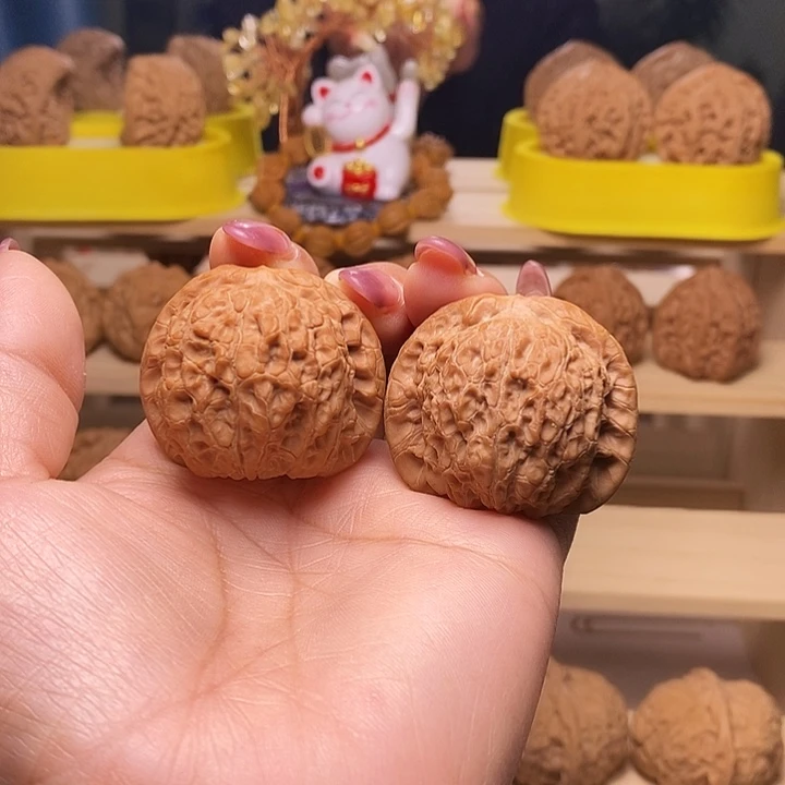 40尺寸的血麒麟核桃