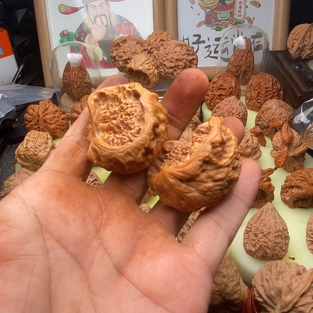 赛***黑把件文玩核桃聚宝盆