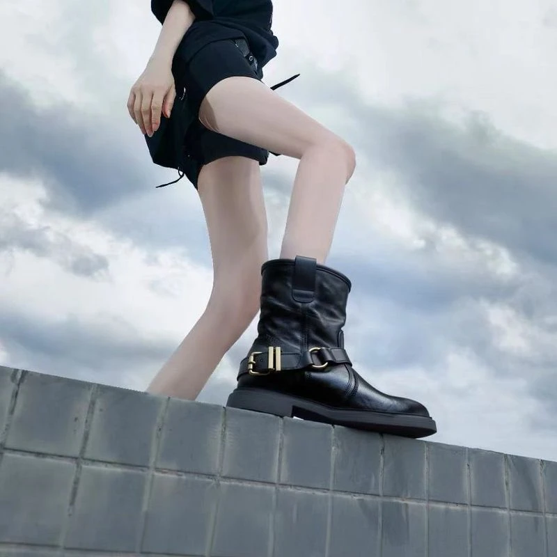 秋冬新款头层牛皮英伦风皮带扣西部靴平底圆头短靴2501-1