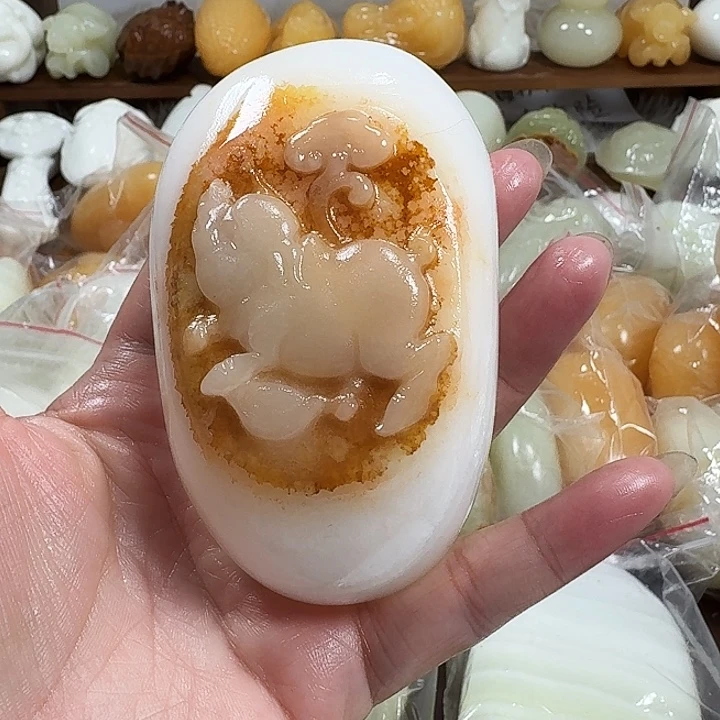 沐***好砖雕石头手把件不退不换