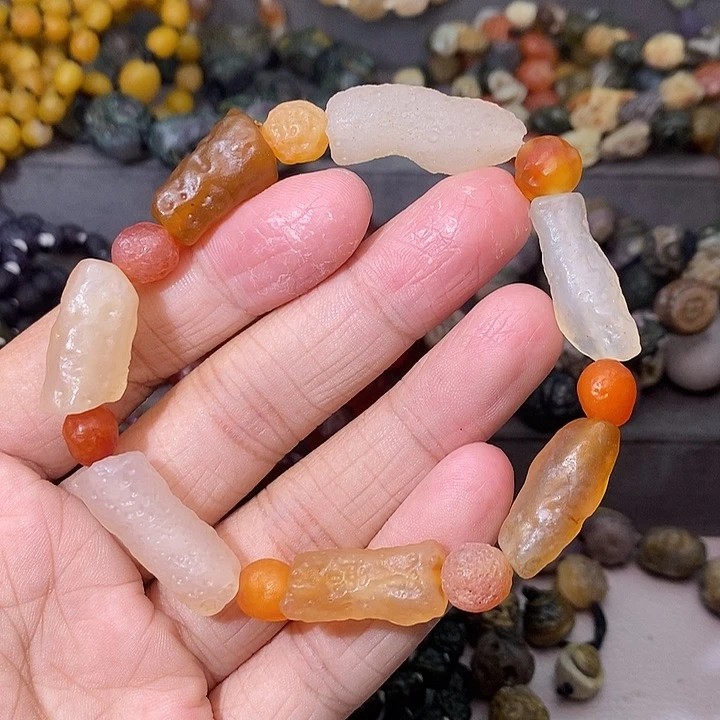 未镶嵌玛瑙/玉髓珠宝奇石