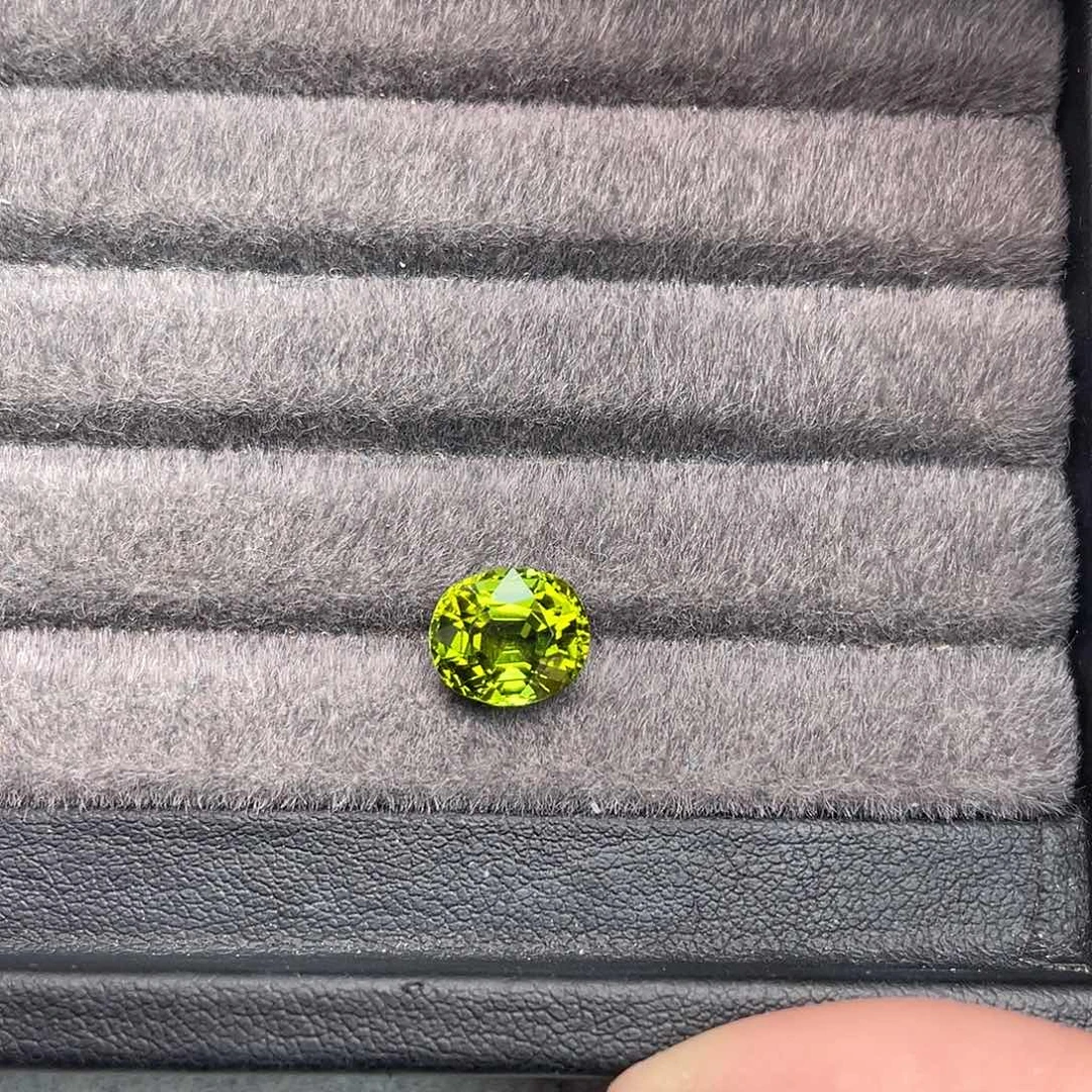 碧玺裸石未镶嵌3.3ct绿碧玺