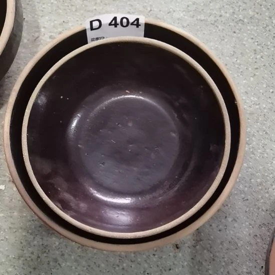 晴***阳瓷器微瑕不退不换2个