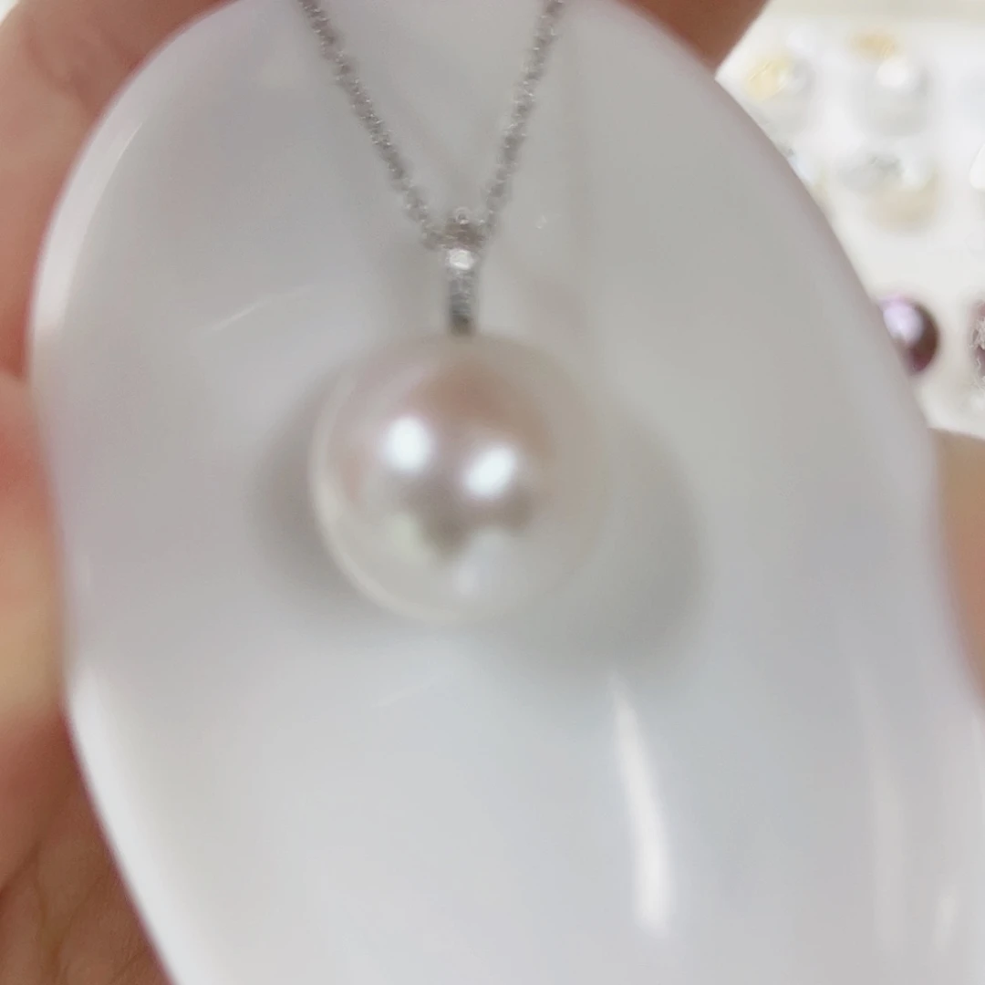 淡水珍珠吊坠(赠链)未镶嵌