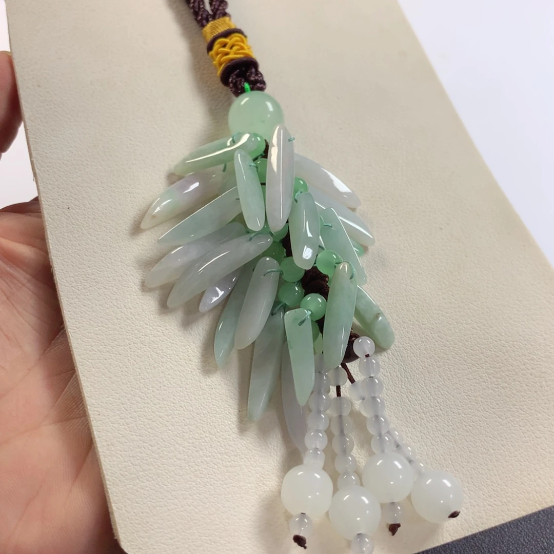 颈饰未镶嵌翡翠挂我