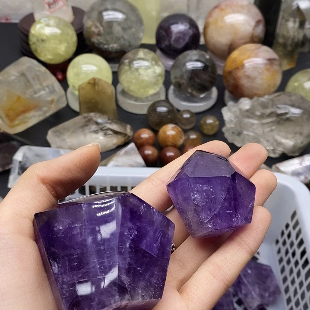 K***m未镶嵌水晶珠宝半成品199水晶石