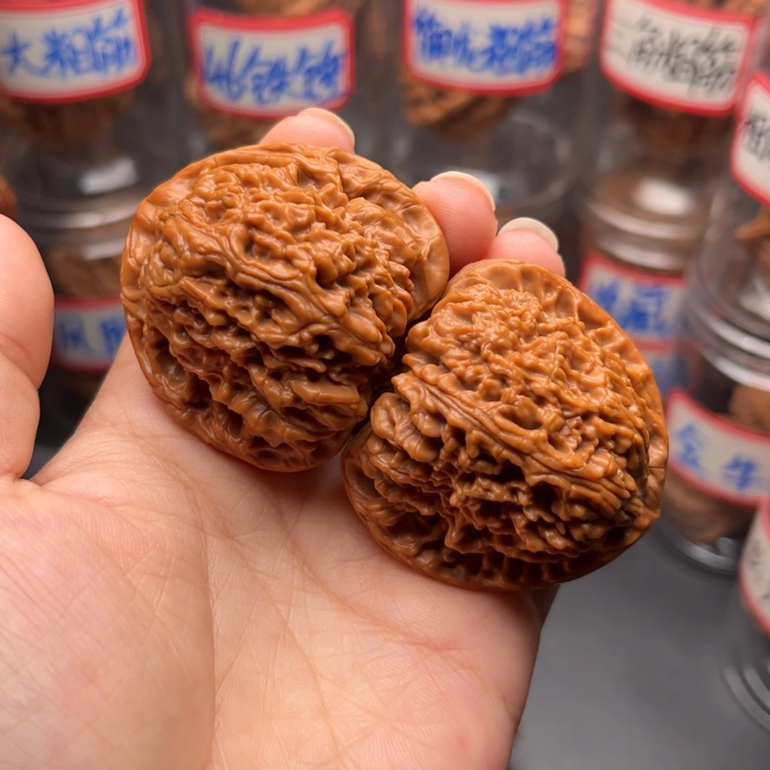 把件文玩核桃44三角疆