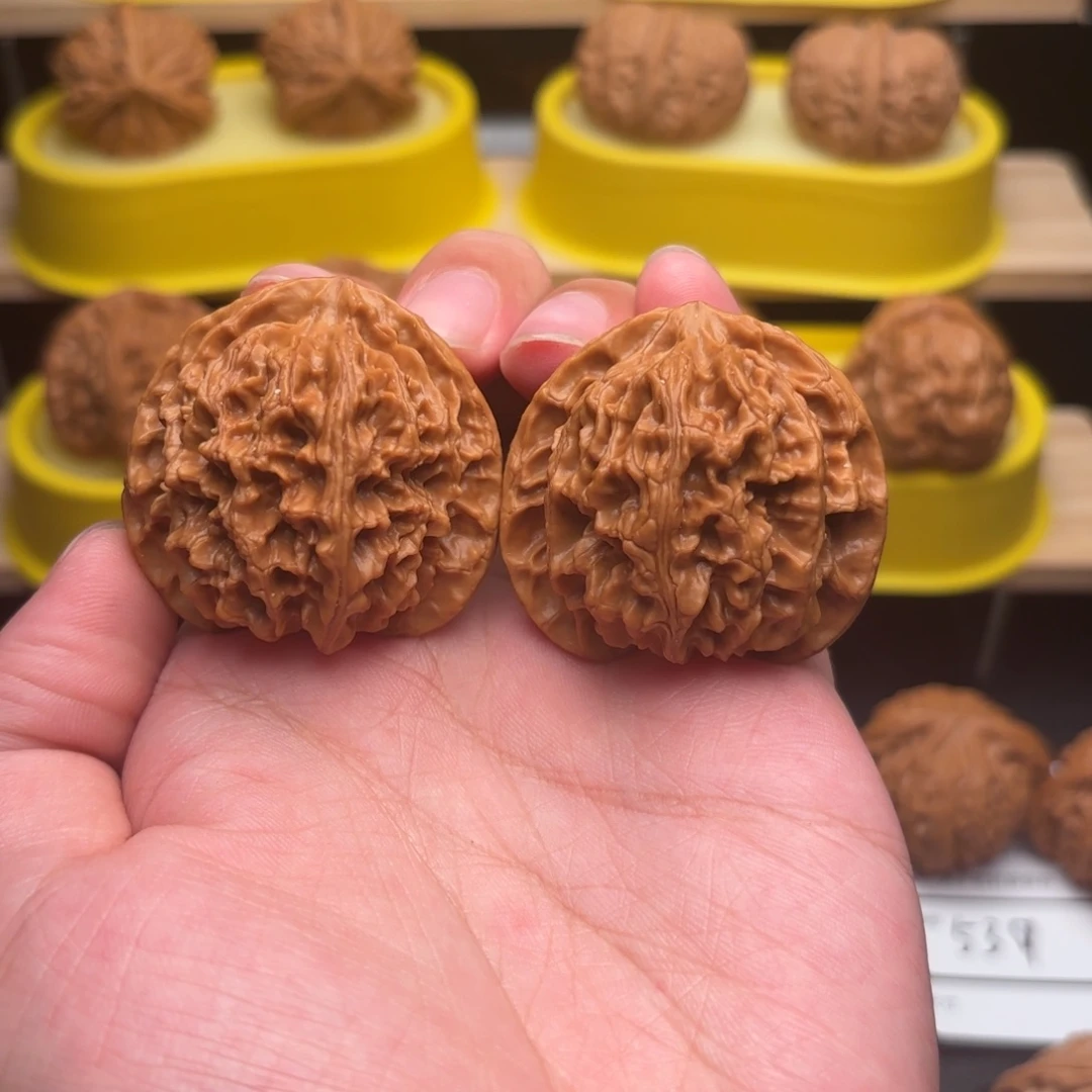 N***h把件文玩核桃43苹果园589