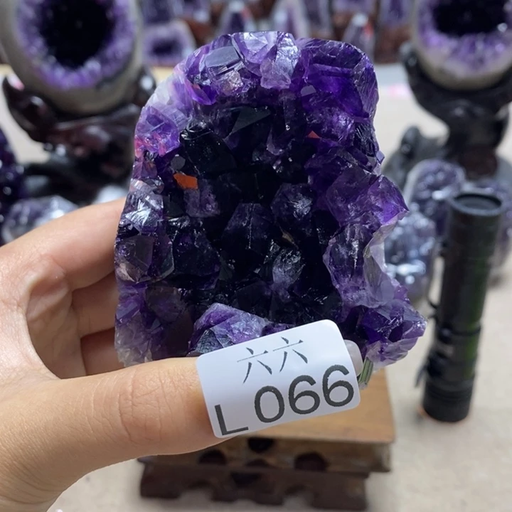 未镶嵌水晶大型摆件（非配饰）摆件
