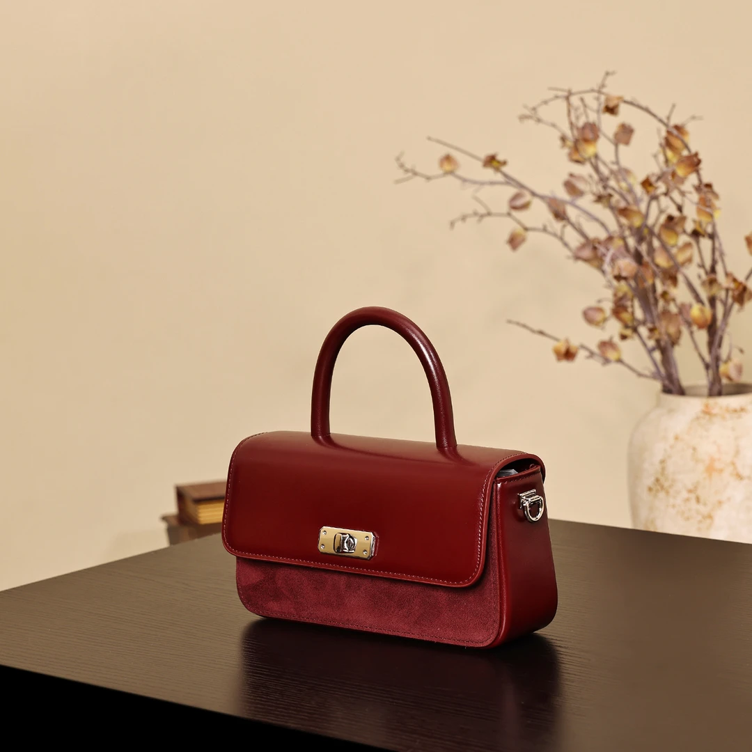 GXFMOD小众设计简约真皮小方包女2025秋冬新款轻奢气质手提斜挎包