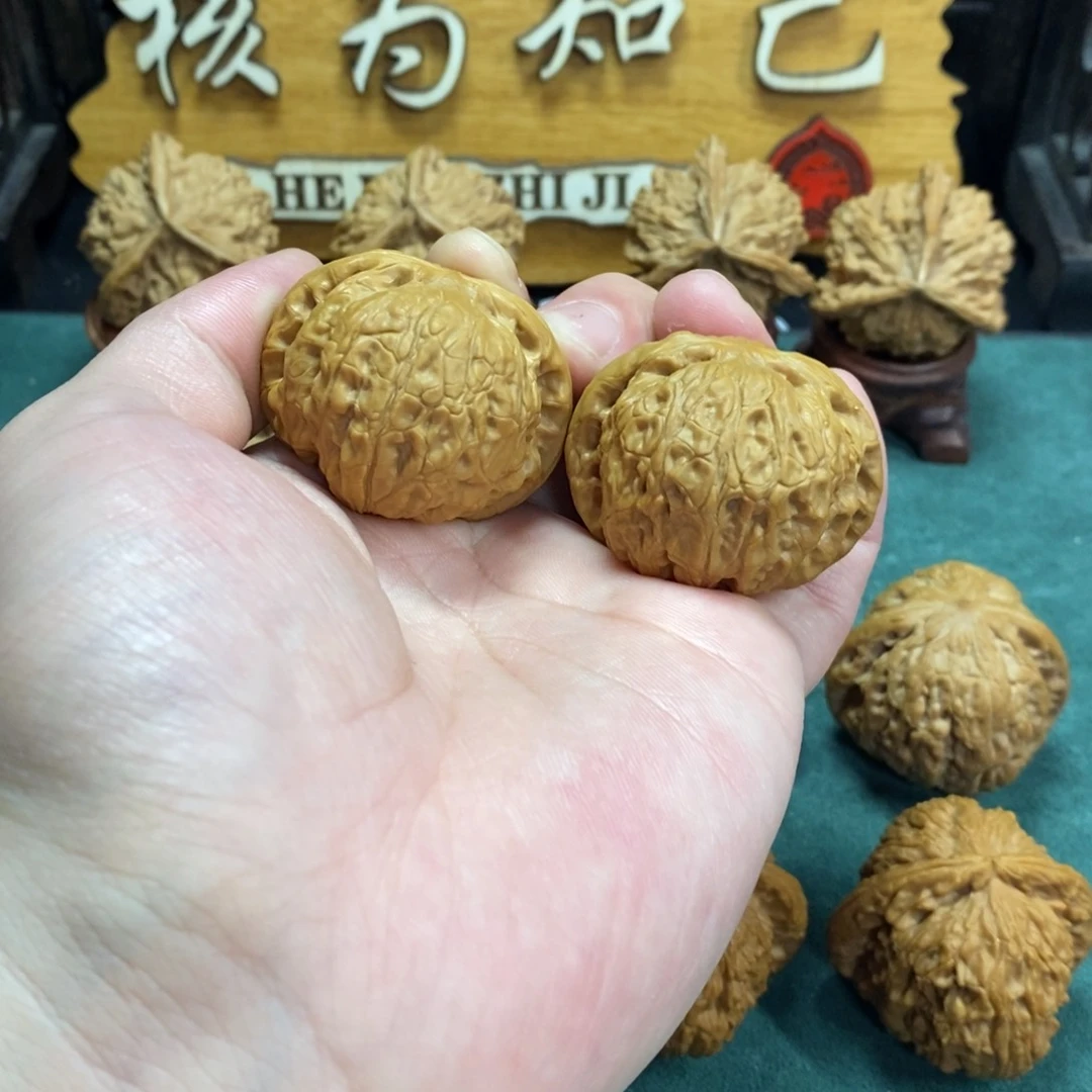 文玩核桃把件乾隆磨40修