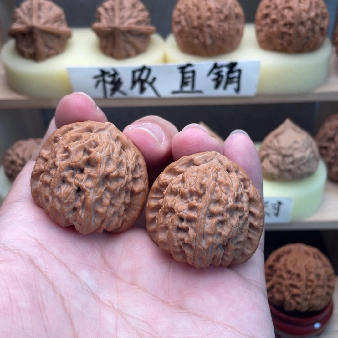 吊坠文玩核桃全品三角白38➕开播福利