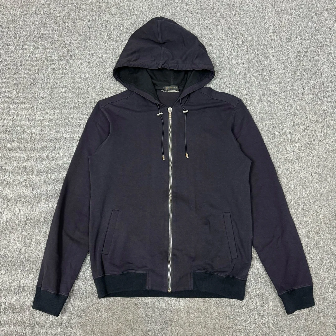 99新 VERSACE/范思哲 12116387 黑色美杜莎人像拉链外套 S码