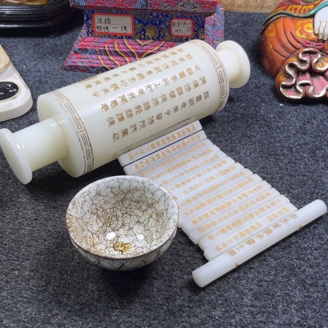 S***E瓷片精美手工制作瓷瓶