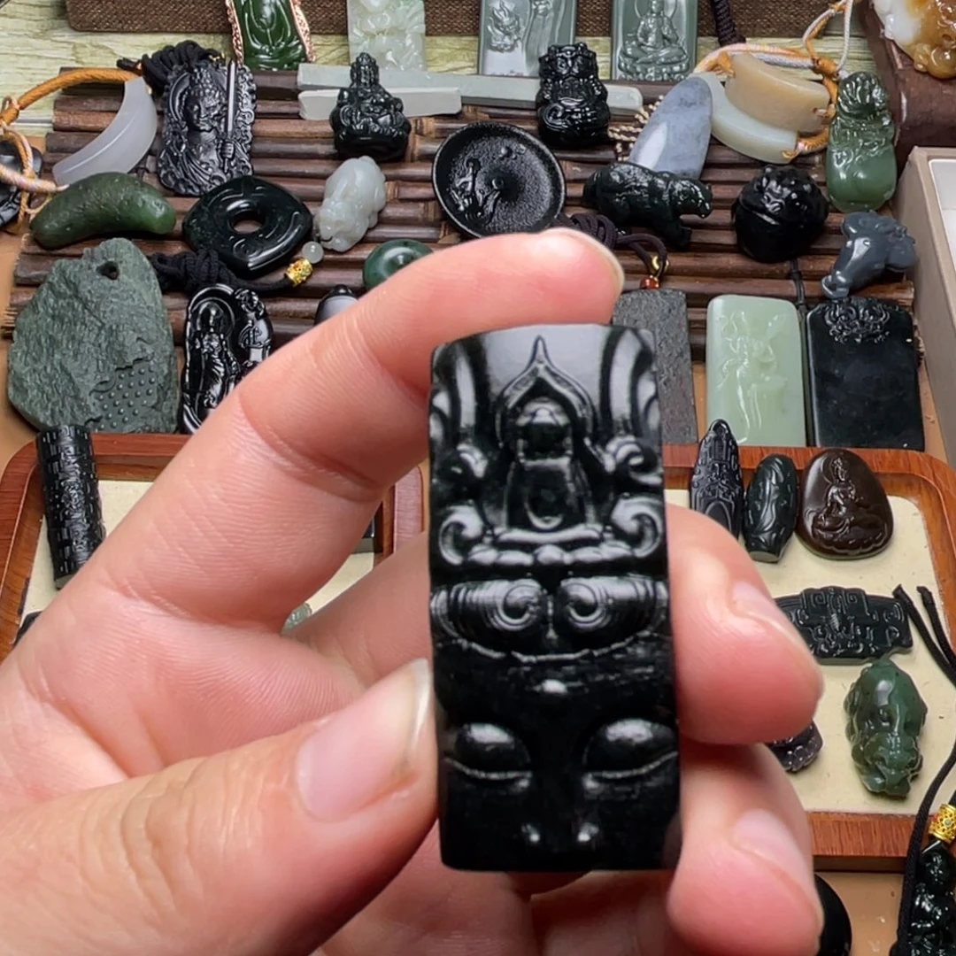 和田玉未镶嵌挂件