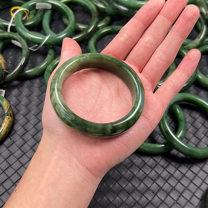 和田玉（碧玉）未镶嵌手镯56