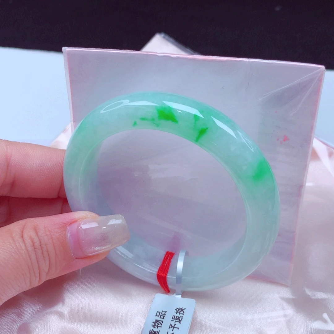 翡翠手镯未镶嵌手镯88