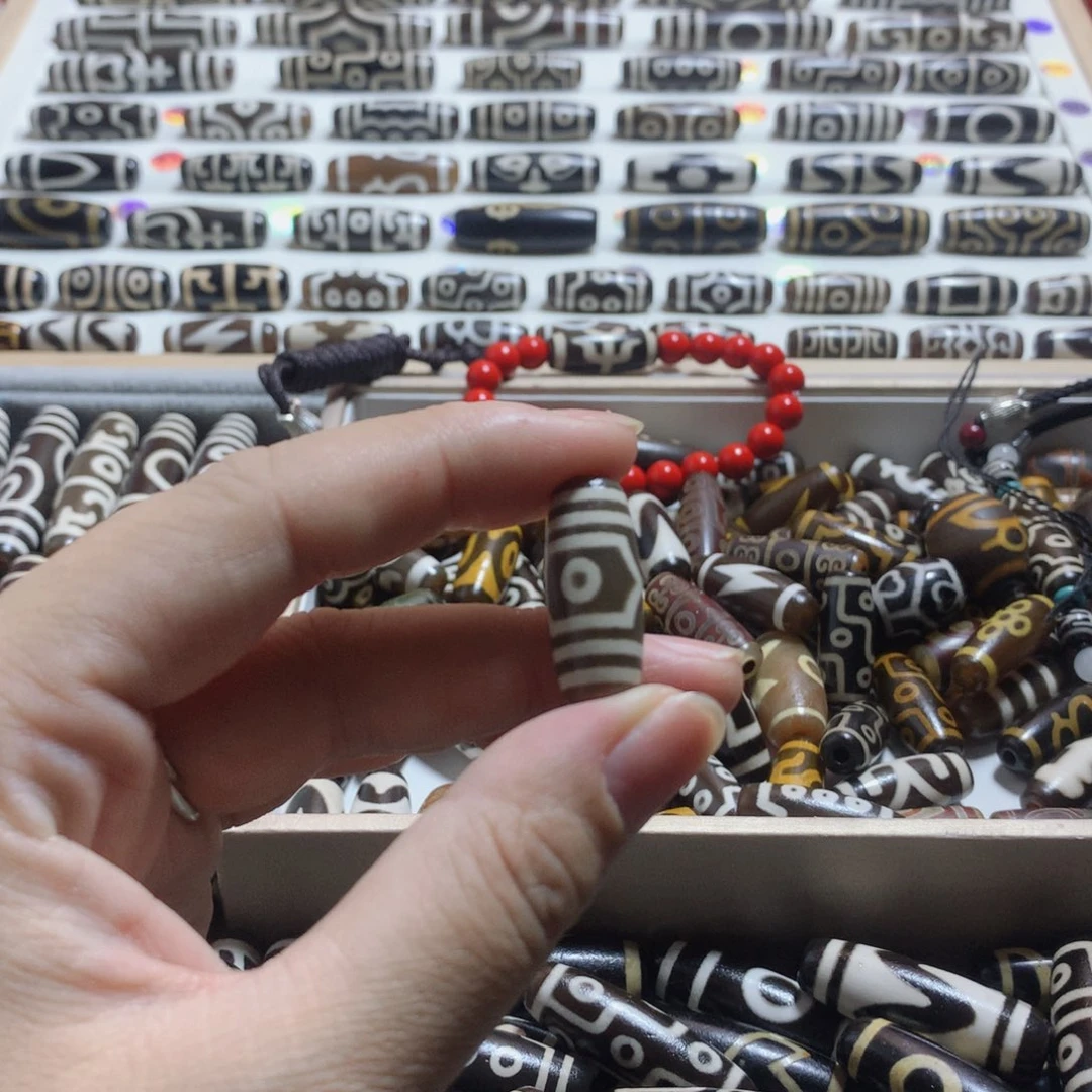 未镶嵌颈饰玛瑙/玉髓