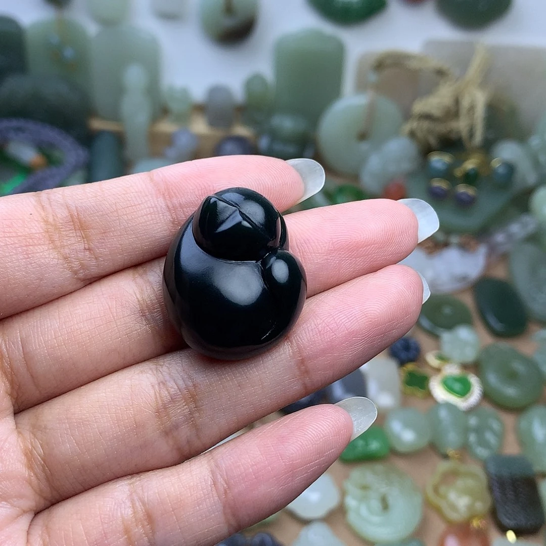 悟***静和田玉未镶嵌颈饰