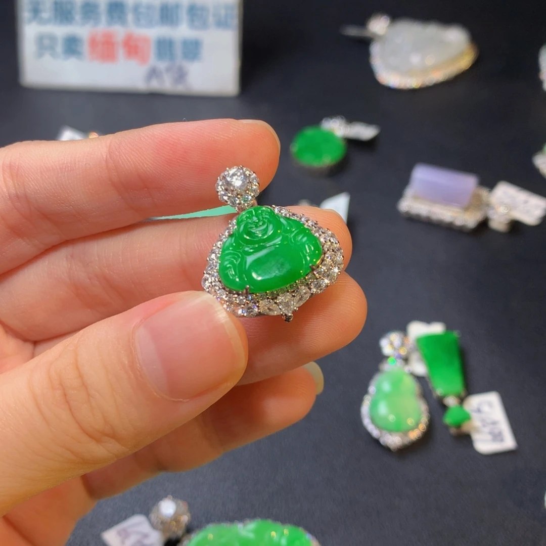 翡翠银S925镶嵌颈饰佛公