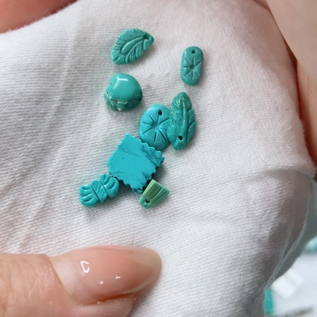 南红玛瑙未镶嵌珠宝奇石