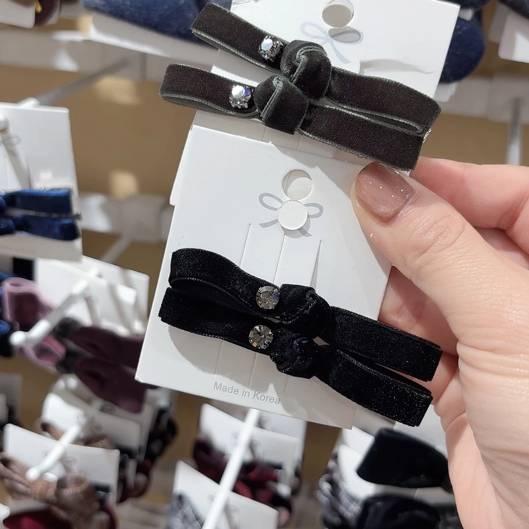 非金属丝绒蝴蝶结鸭夹各一