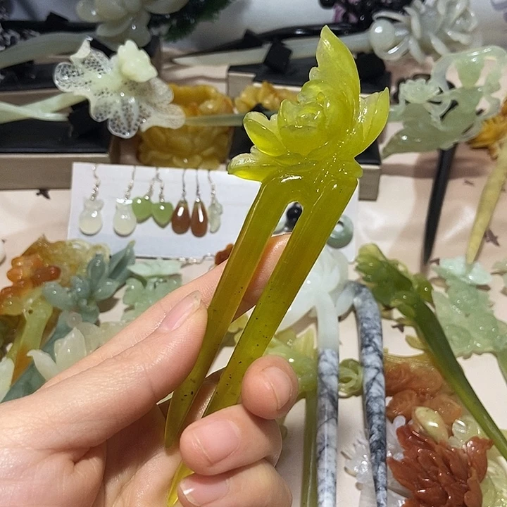 岫玉未镶嵌发簪赵*