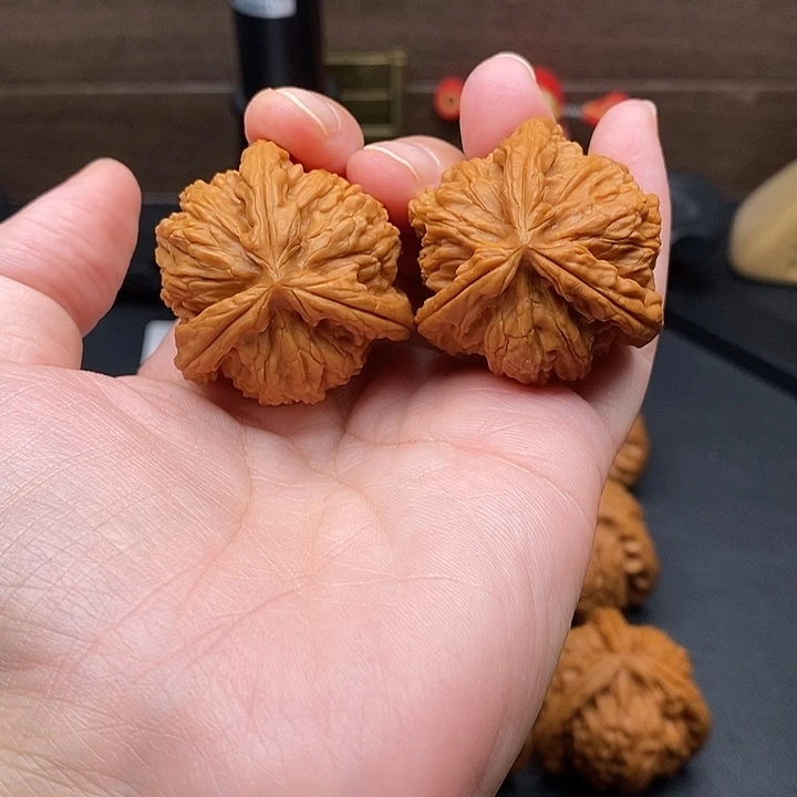 老***贵把件文玩核桃白奔