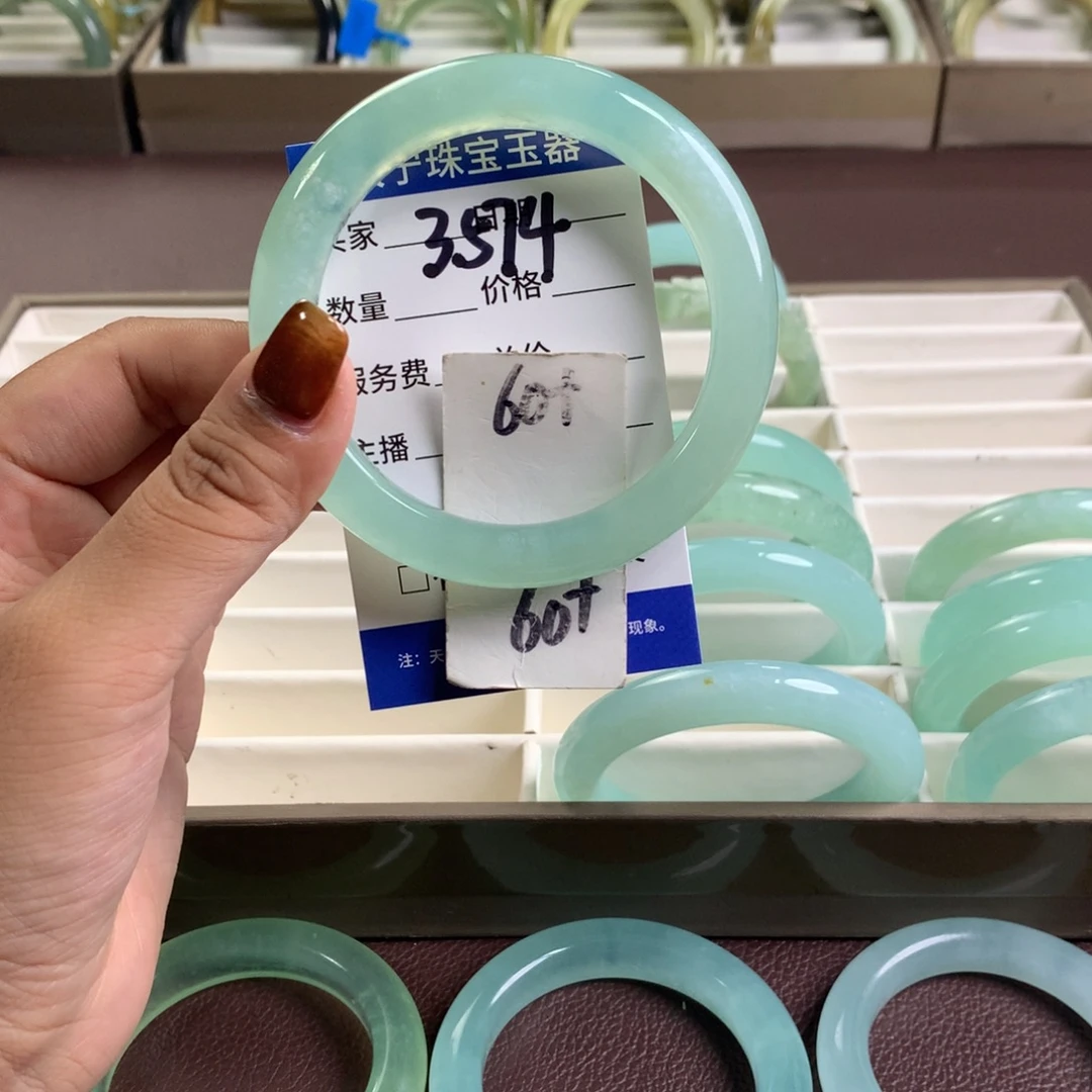 未镶嵌蛇纹石玉手镯3574