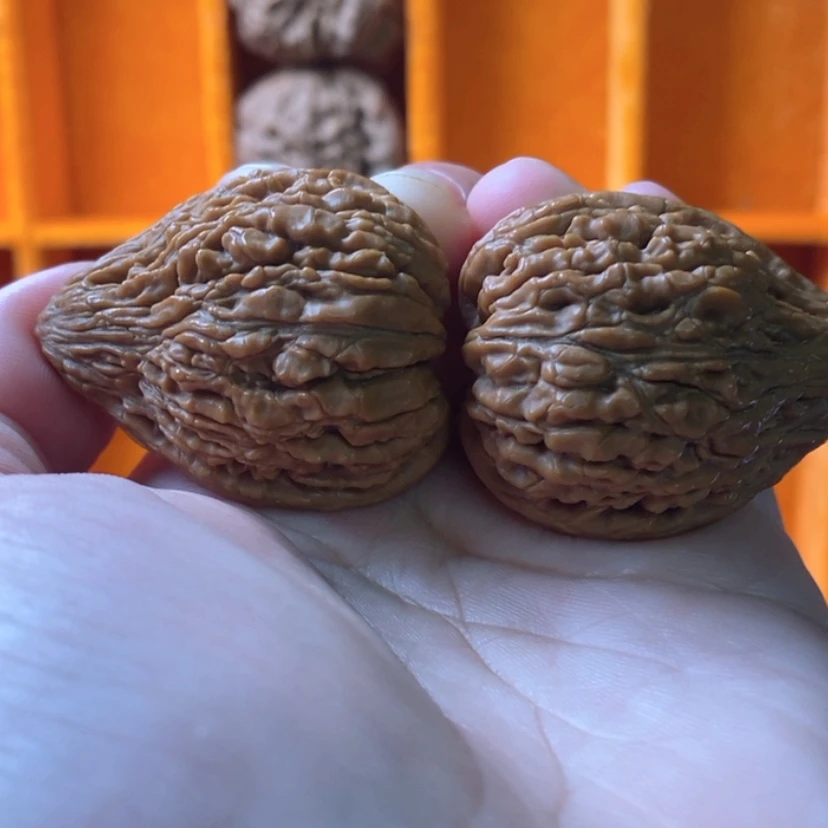 【闪购商品】吊坠文玩核桃34尺坐佛