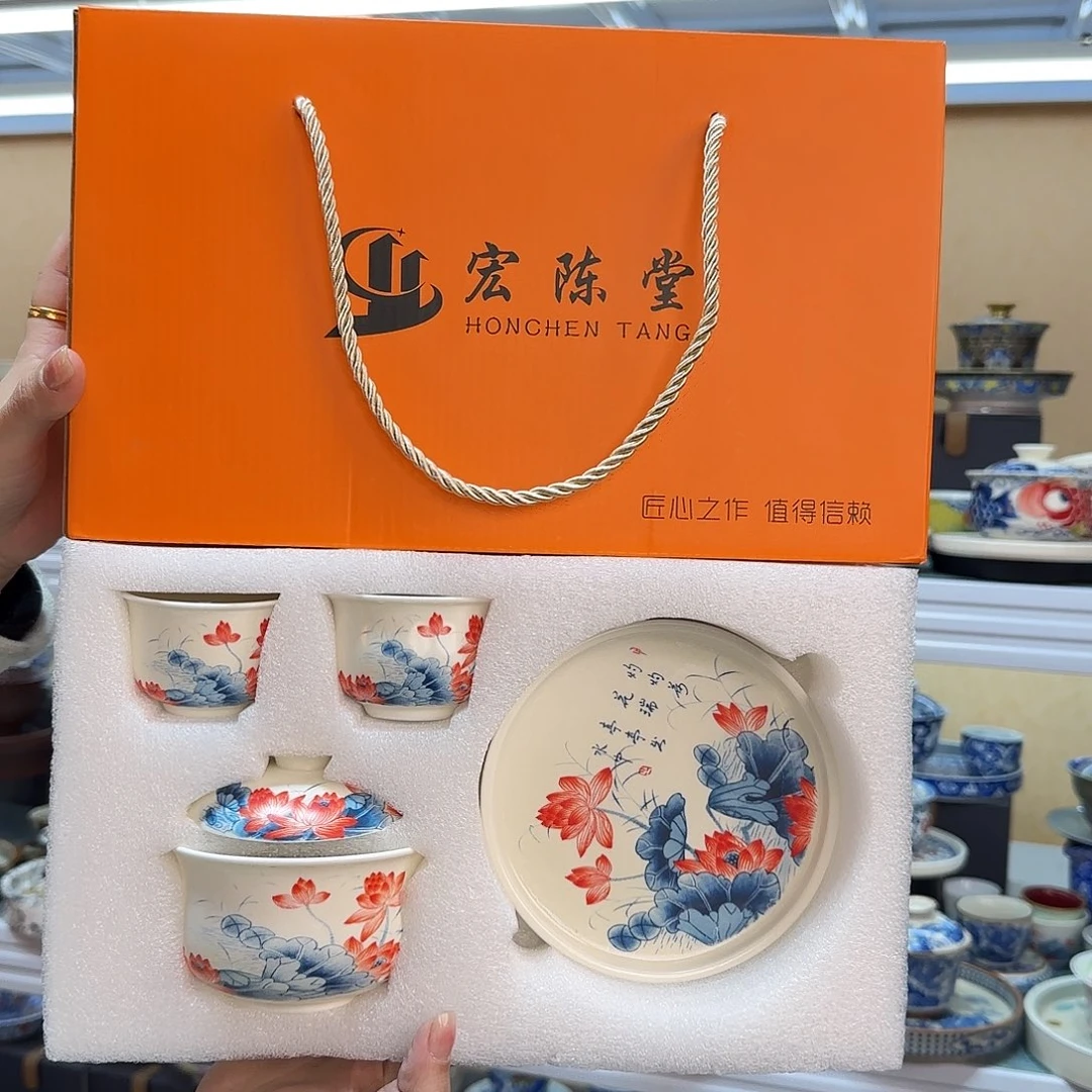 我们都在努力着改变自己