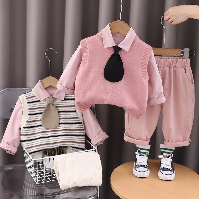 男童春装套装2024新款韩系纯色毛衣马甲宝宝休闲立领衬衫三件套